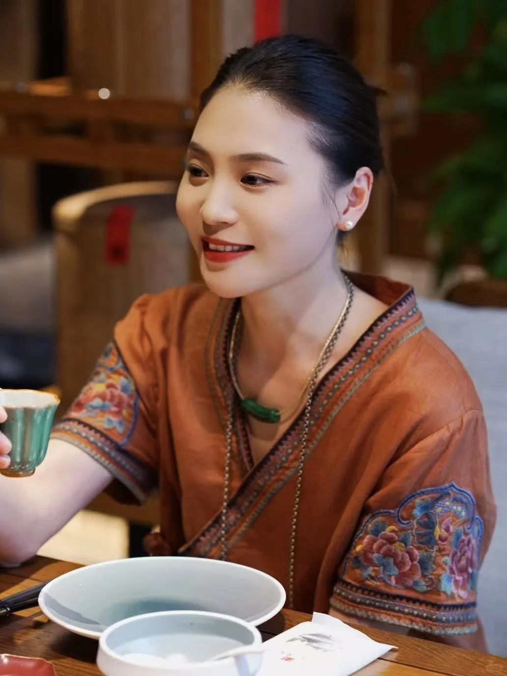 终于找到！会呼吸的100%亚麻旗袍裙啦🌼