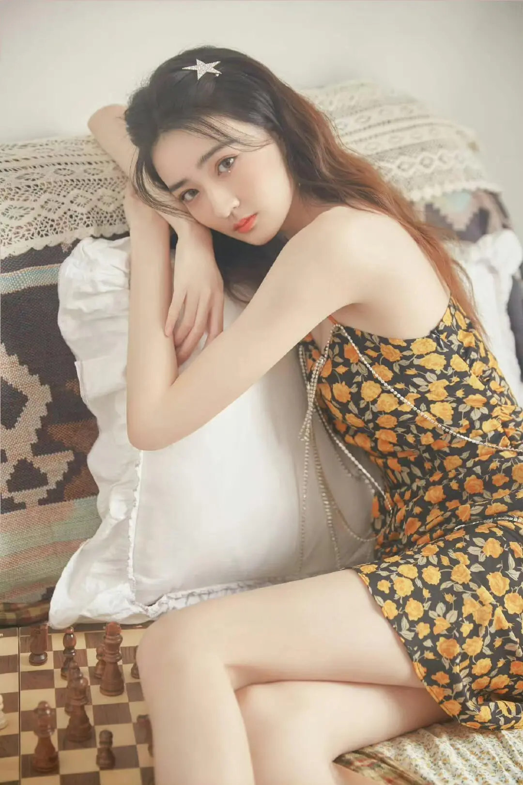 徐璐骨感身材太上镜！蚂蚁腰大长腿一样不落