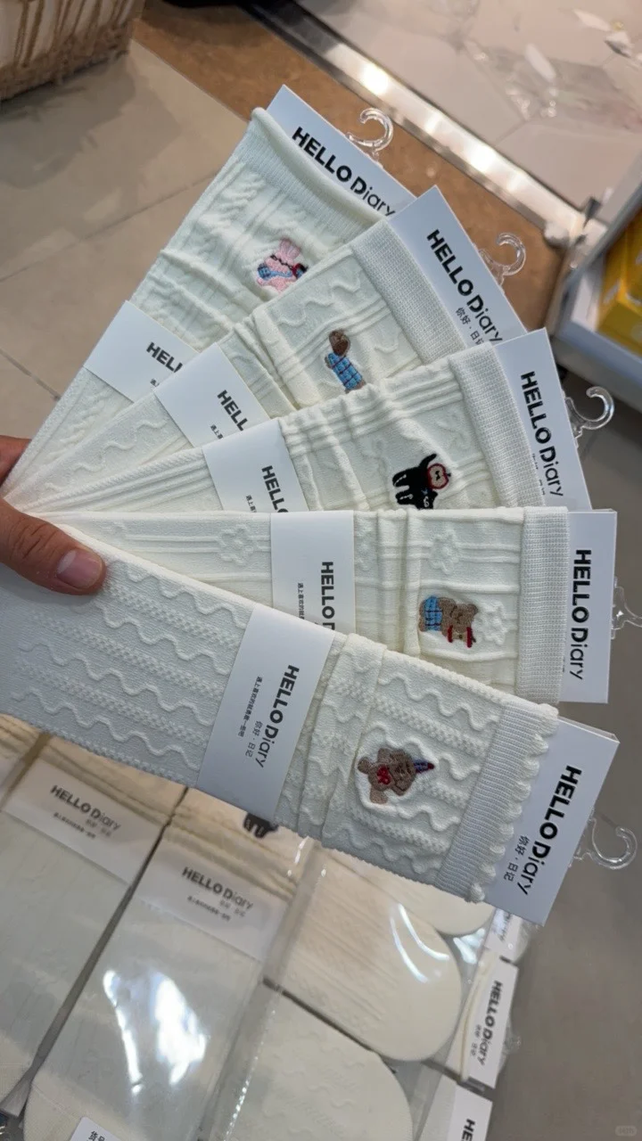 发现了一双宝藏袜子！好舒服！