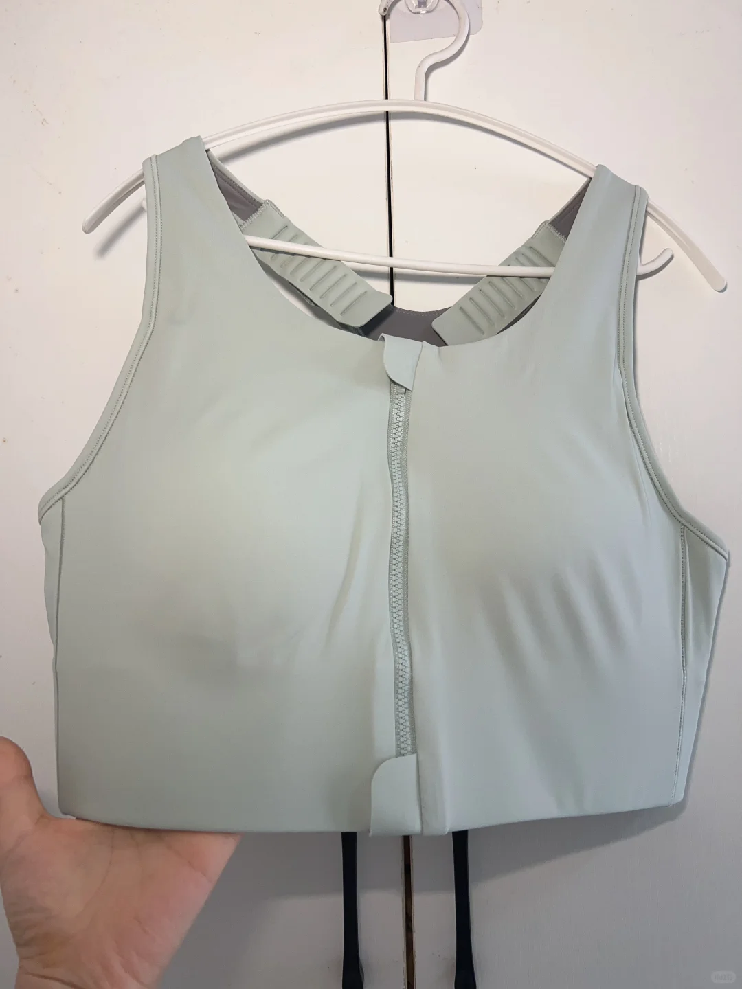 终于找到适合不磨肉的前拉链运动内衣啦😭