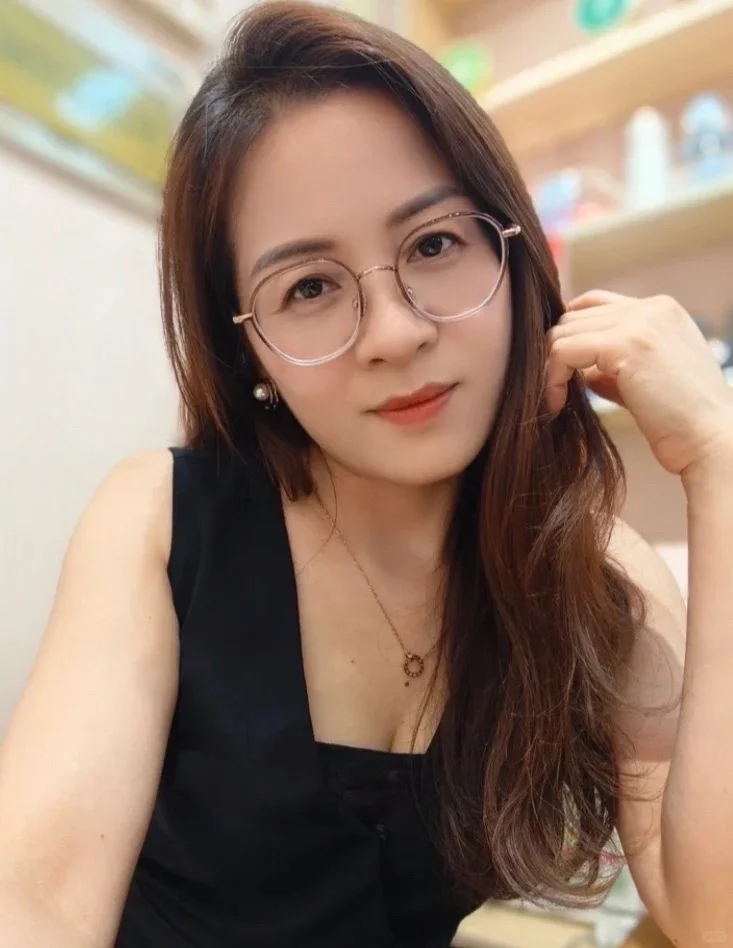 🇺🇸洛杉矶圣地亚哥40岁女，寻不乱搞的伴！