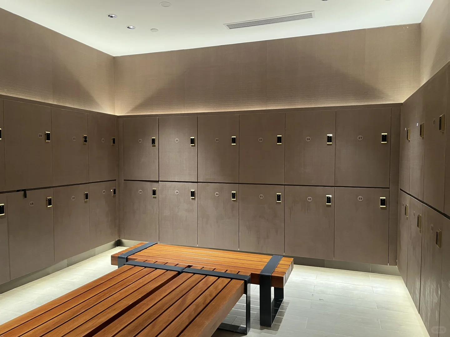 如果你也喜欢游泳 那我们就是好朋友