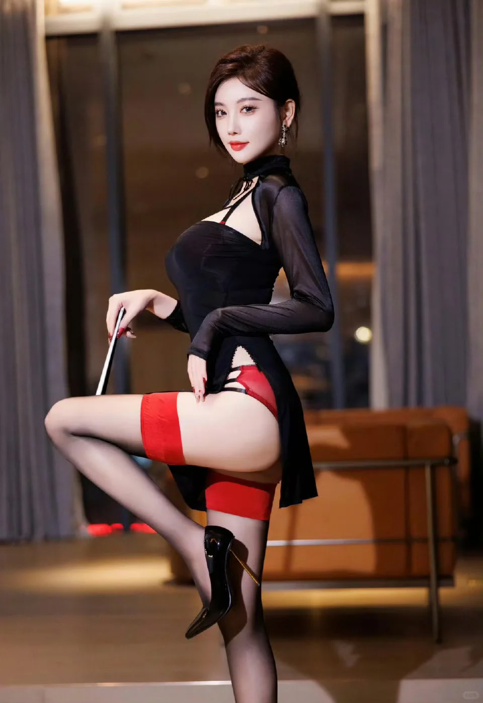 杨晨晨黑色旗袍写真