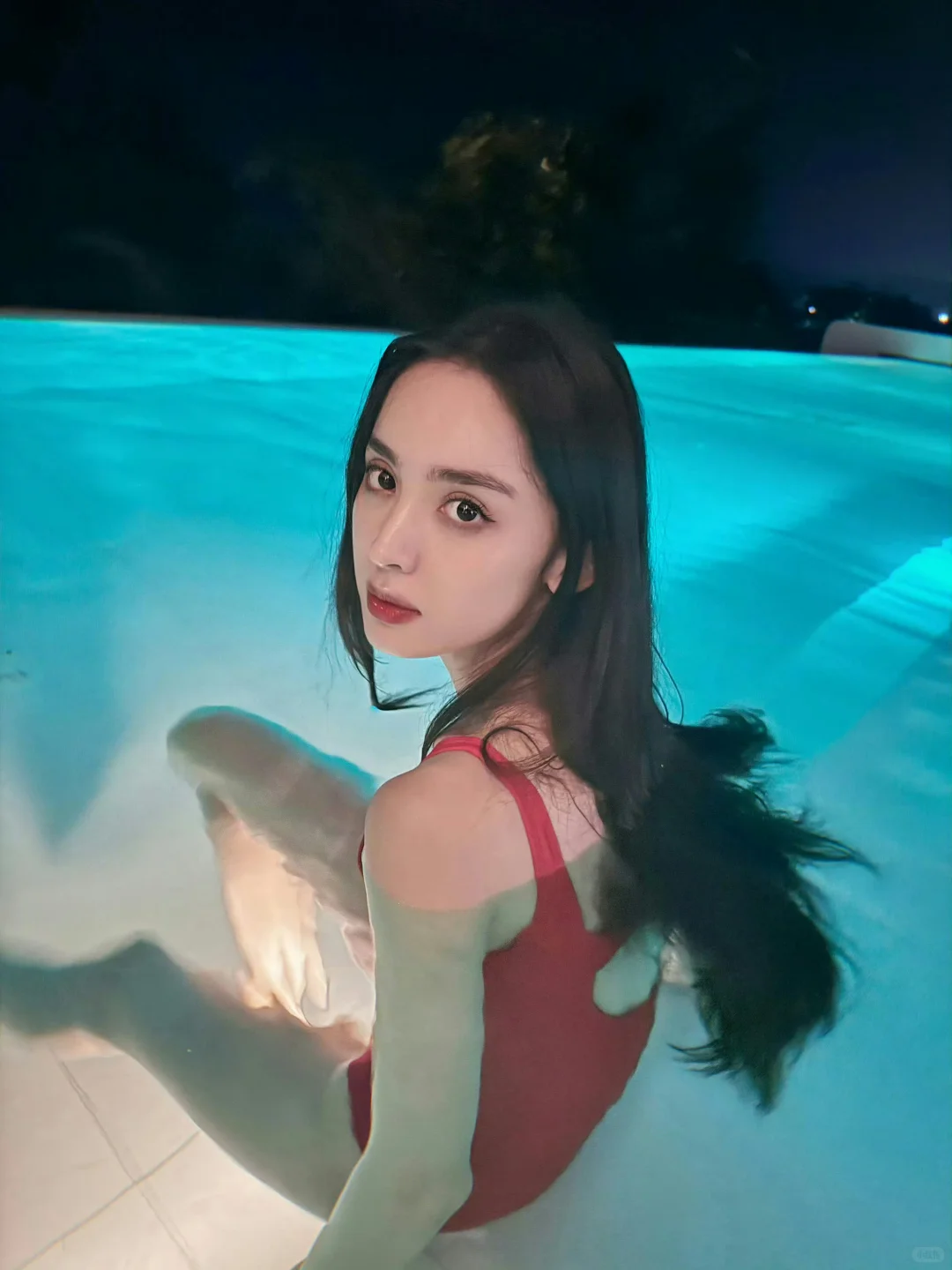 古力娜扎，泳装