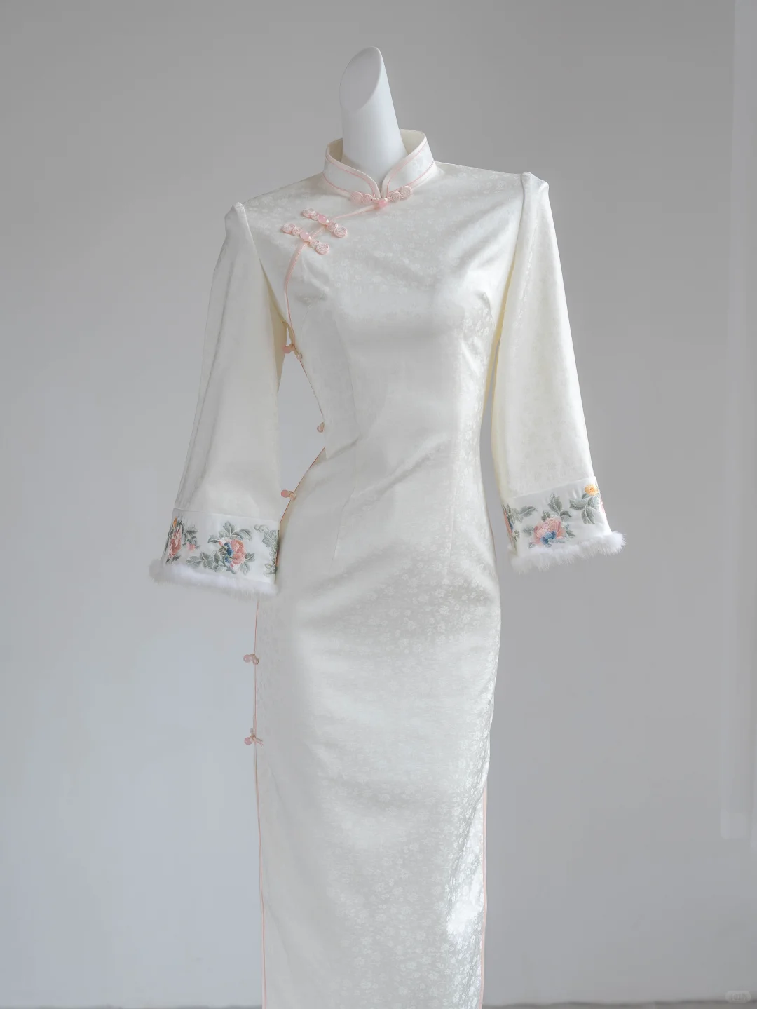 太哇塞✨“我那留洋的白月光回来了”