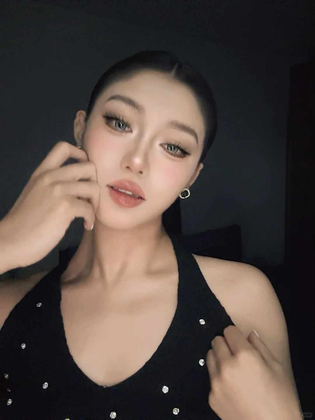 嘖 你一点都不乖哟