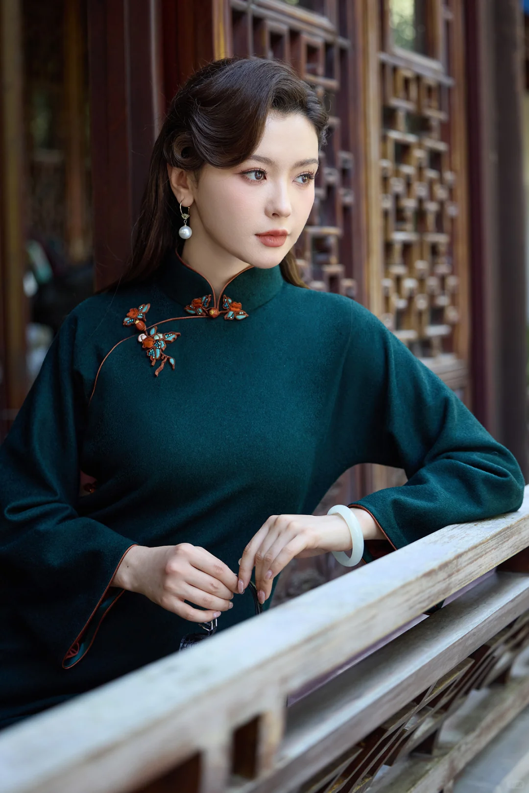 远山眉黛长，细柳腰枝袅