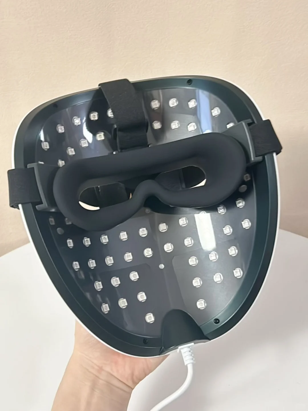 家用美容仪面罩让我实现护肤自由