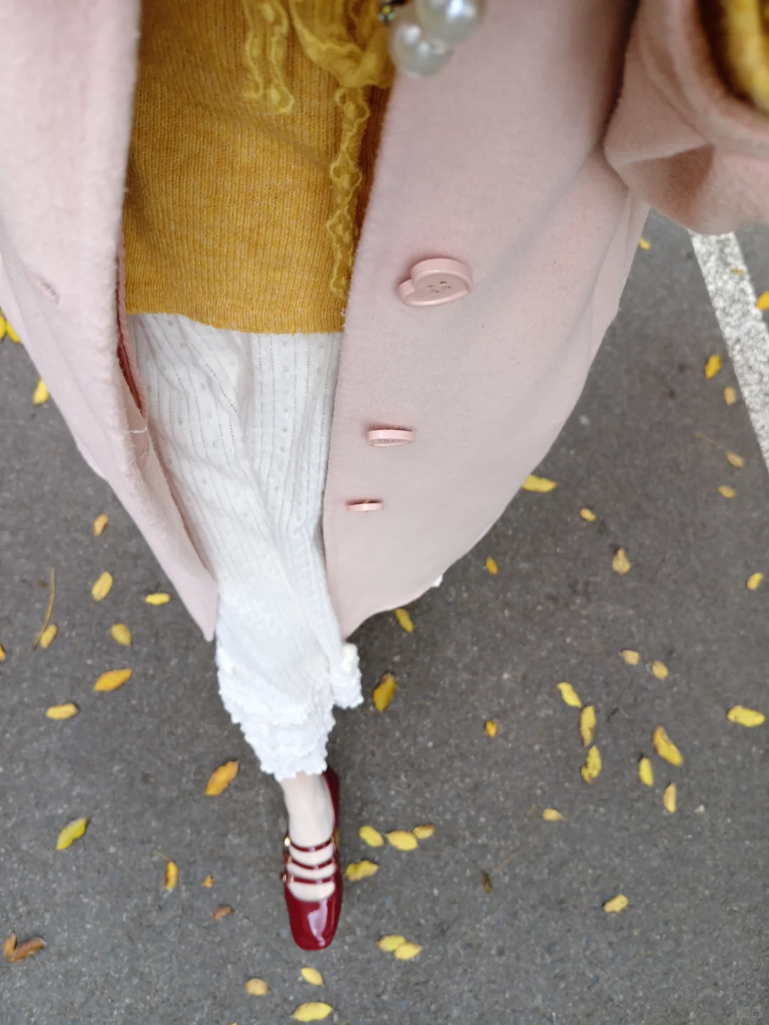 第一次穿白丝，不是小腿袜了