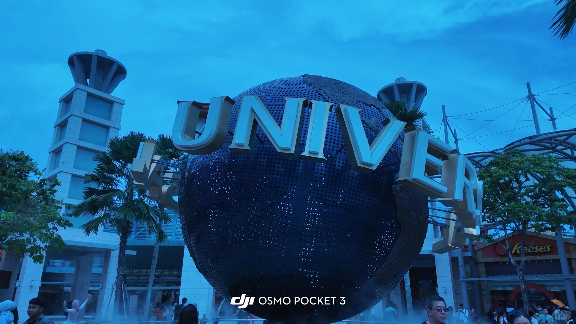 🇸🇬 𝙐𝙣𝙞𝙫𝙚𝙧𝙨𝙖𝙡 𝙞𝙣 𝙎𝙂 🌍🎢