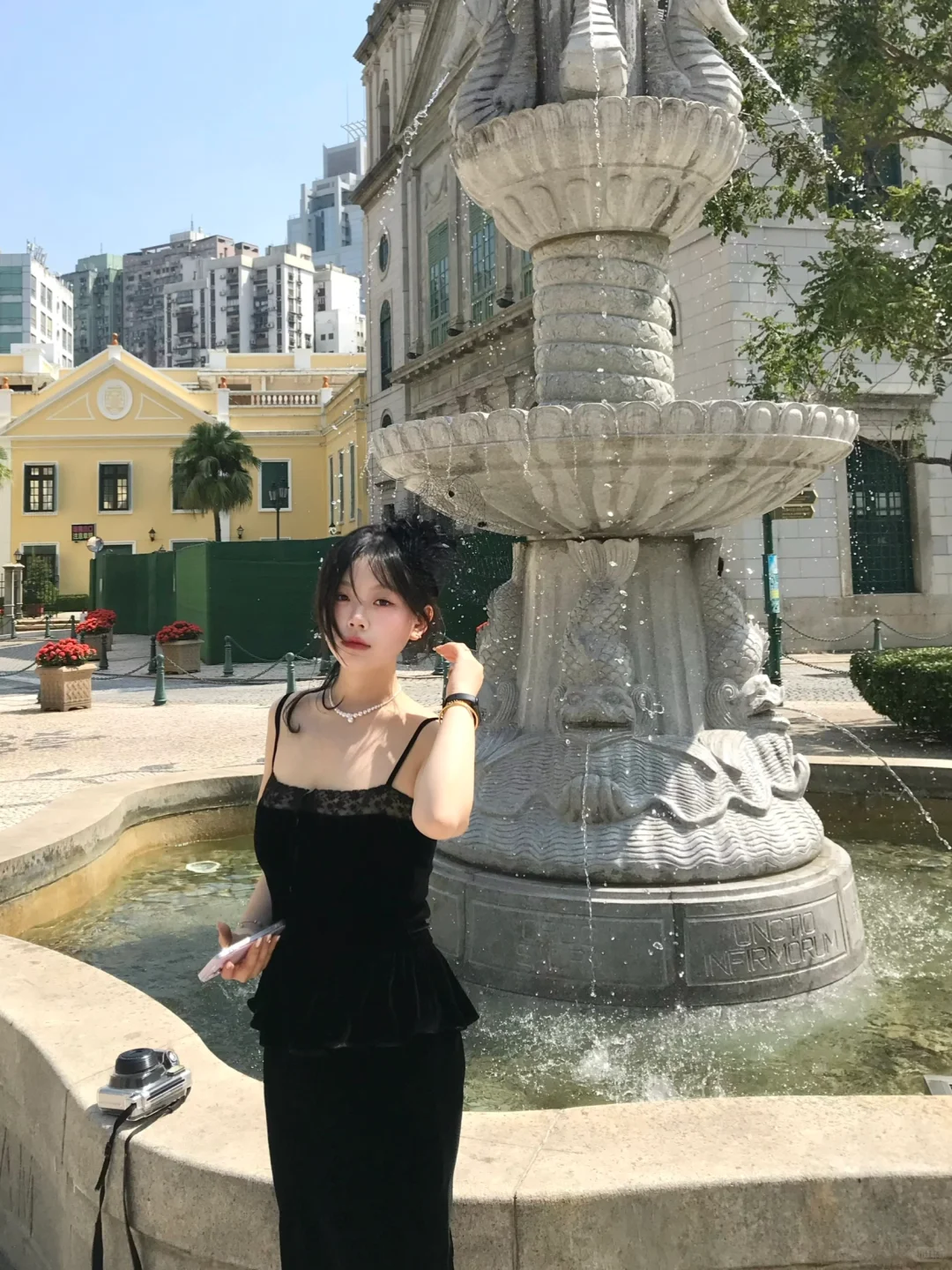 丝绒尽显女人味