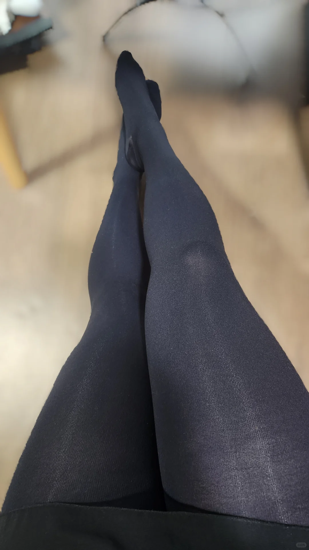 今天一口气整三样介绍（doge）裤袜+吊带袜