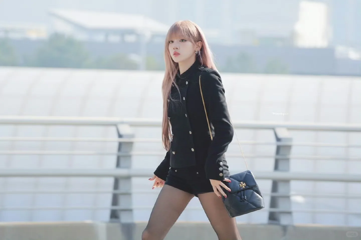 新发色！！今天是成熟的气质女人🩷🍂