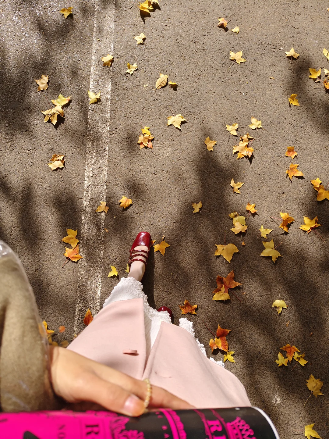 第一次穿白丝，不是小腿袜了