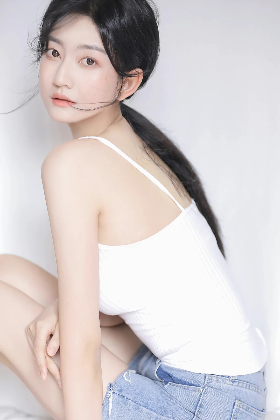 她好像仙女～～～～～～～