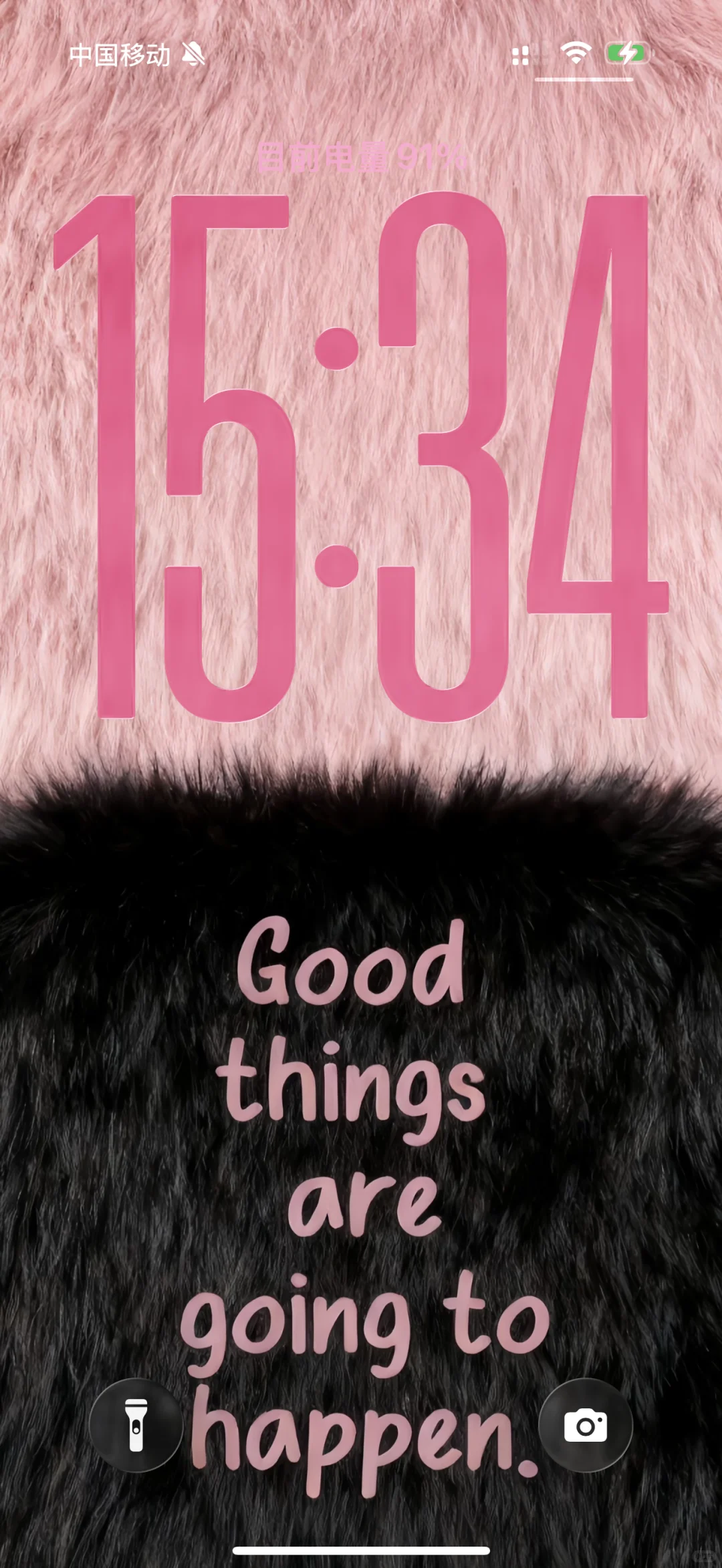 iPhone17 Pro 少女粉💖毛茸茸配色壁纸