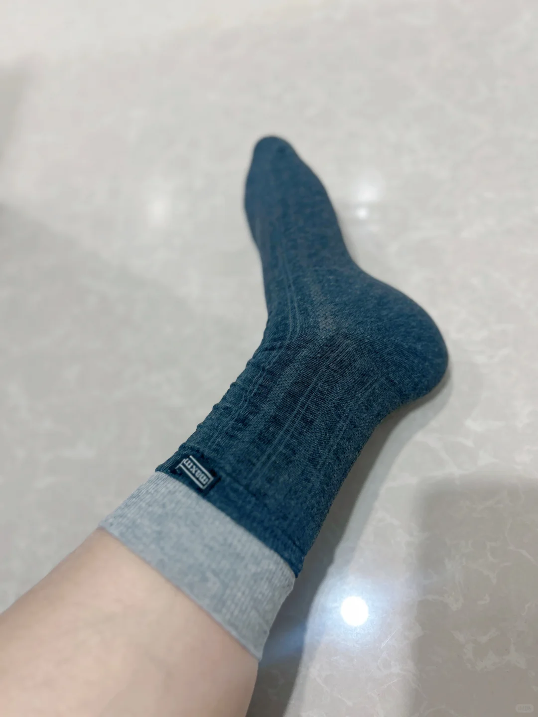 ~145小个子～小脚妹妹都来留个言～鞋袜哪里入