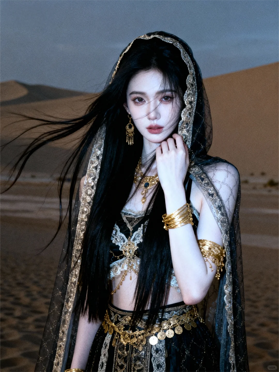 0 成本👑西域公主沙漠写真