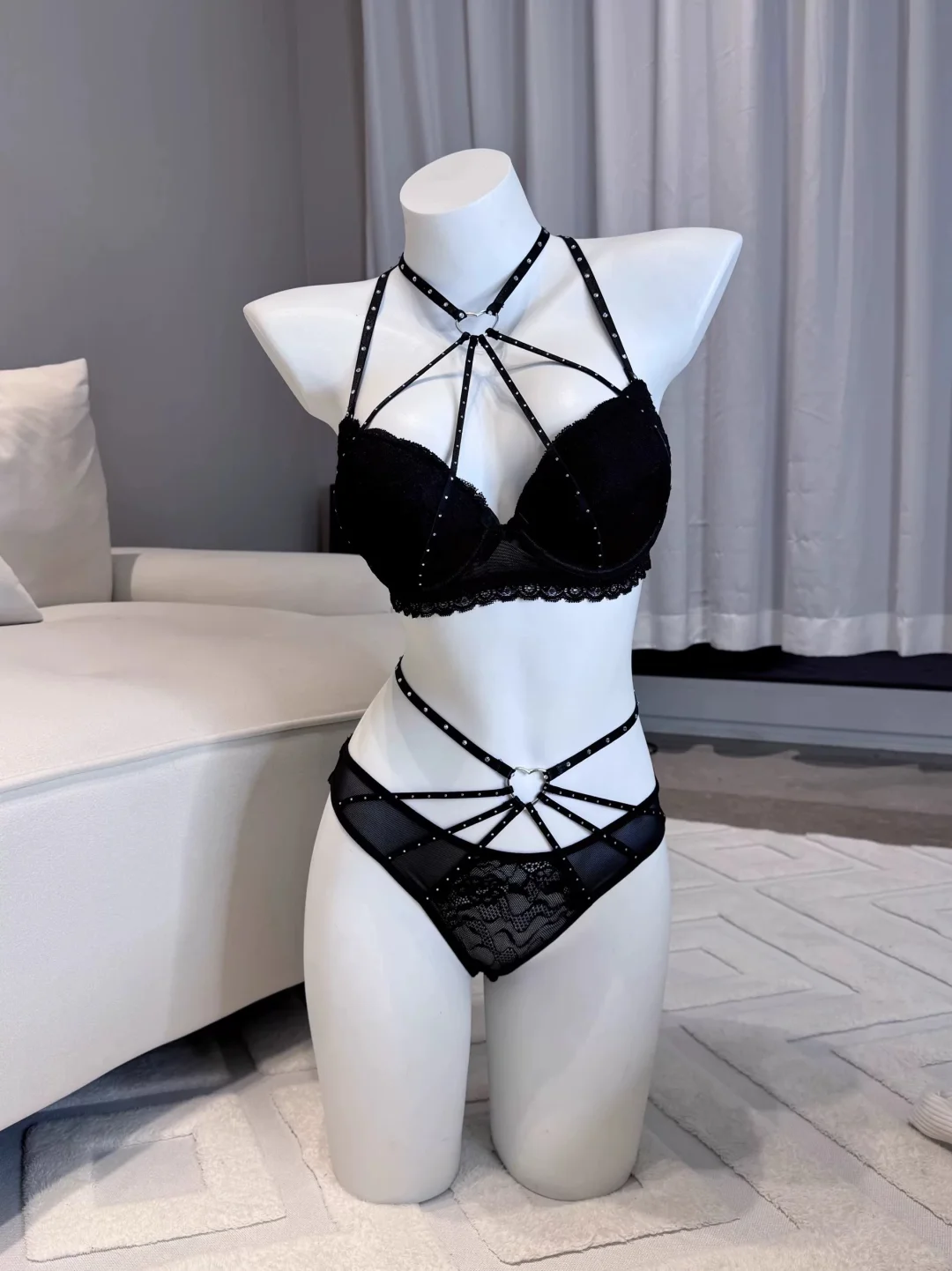 我的天 她怎么可以这么美～