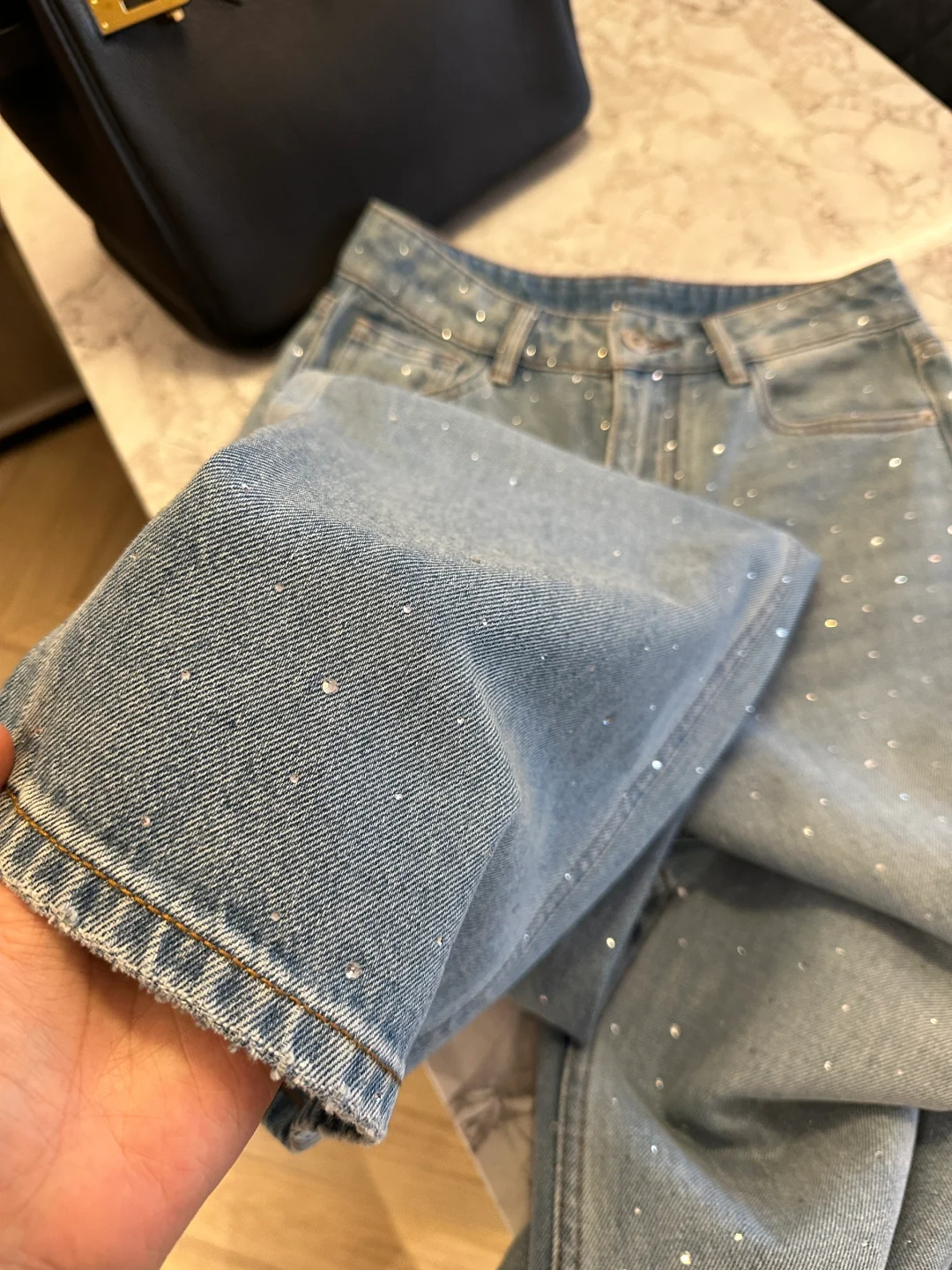 第一次直观的感受到这条是多么显瘦！！