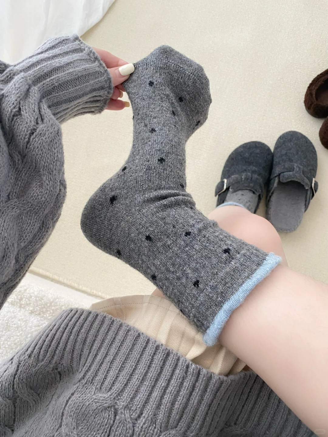 好温柔的波点羊毛袜！秋冬氛围感拉满！