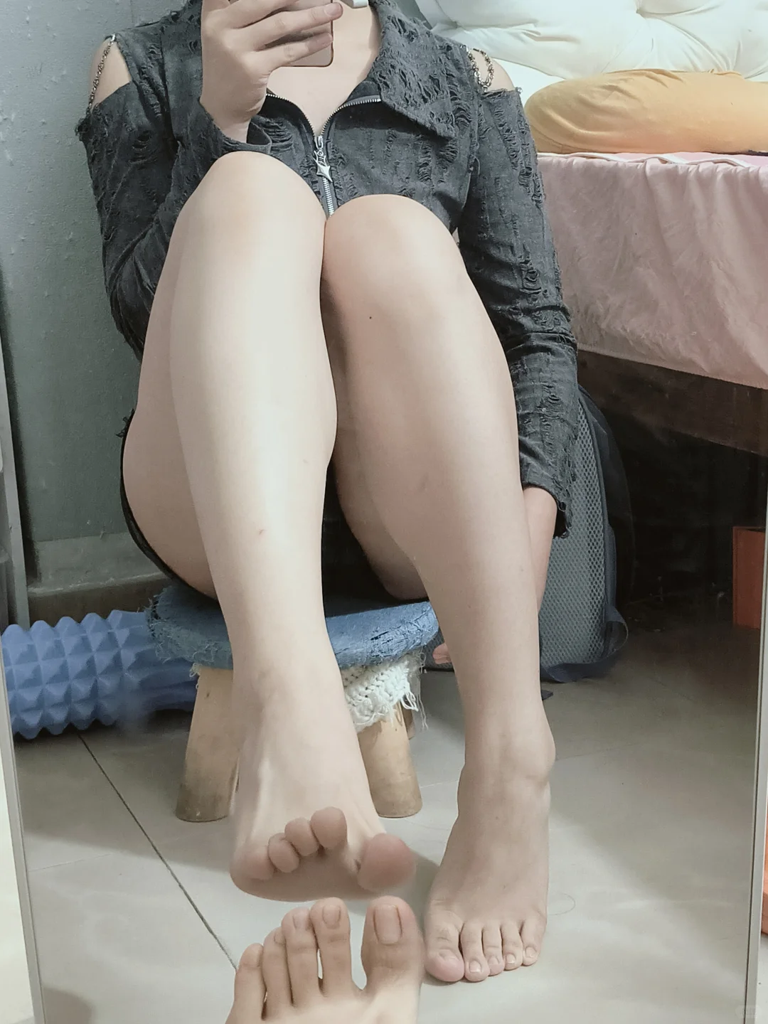 要是熬夜掉的是腿毛就好了就不用脱毛了