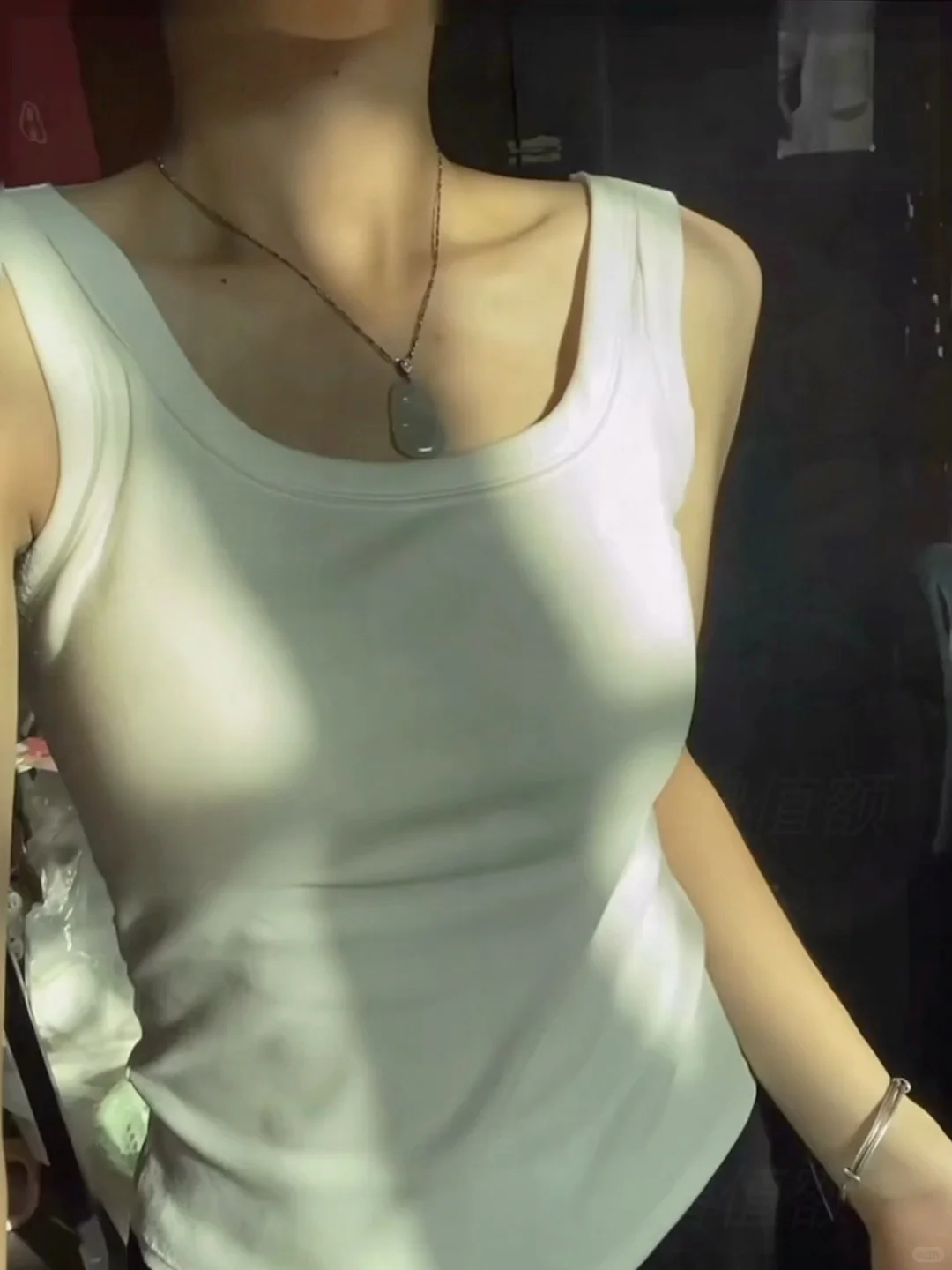 真没乱说😭这件带杯垫背心确实不透啊