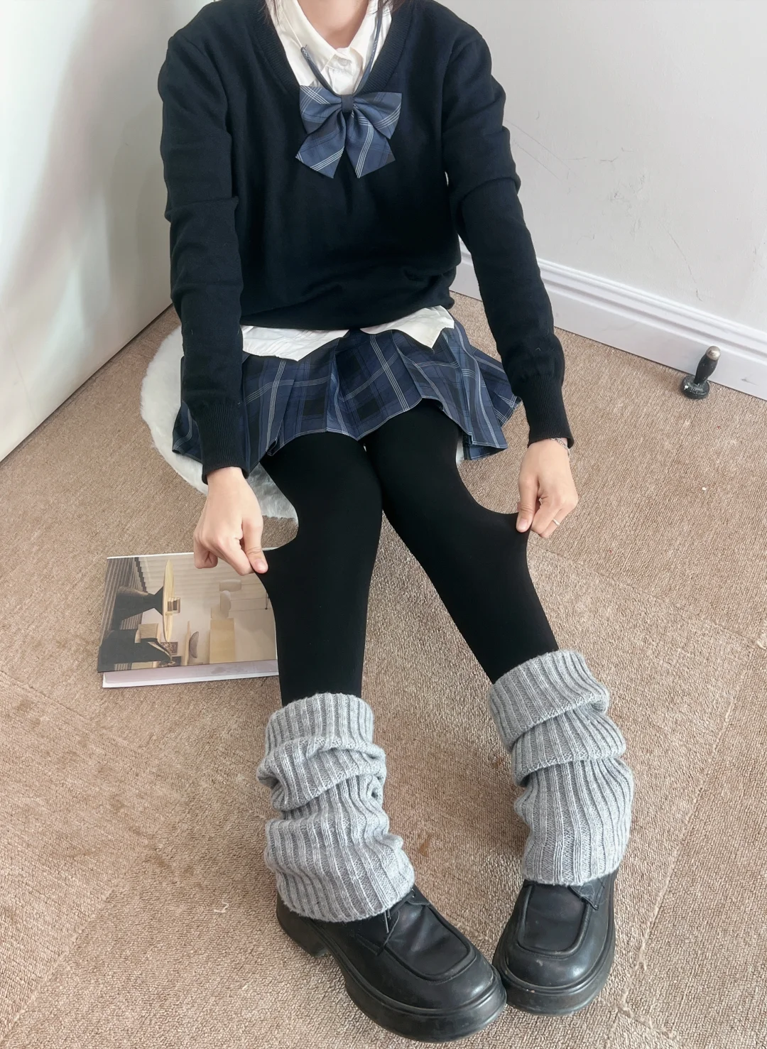 谁懂啊！这水光袜救了我整个秋冬穿搭✨