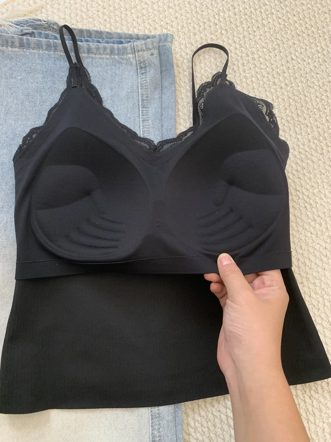 早秋穿搭离不开的吊带‼️自带胸垫显圆圆‼️