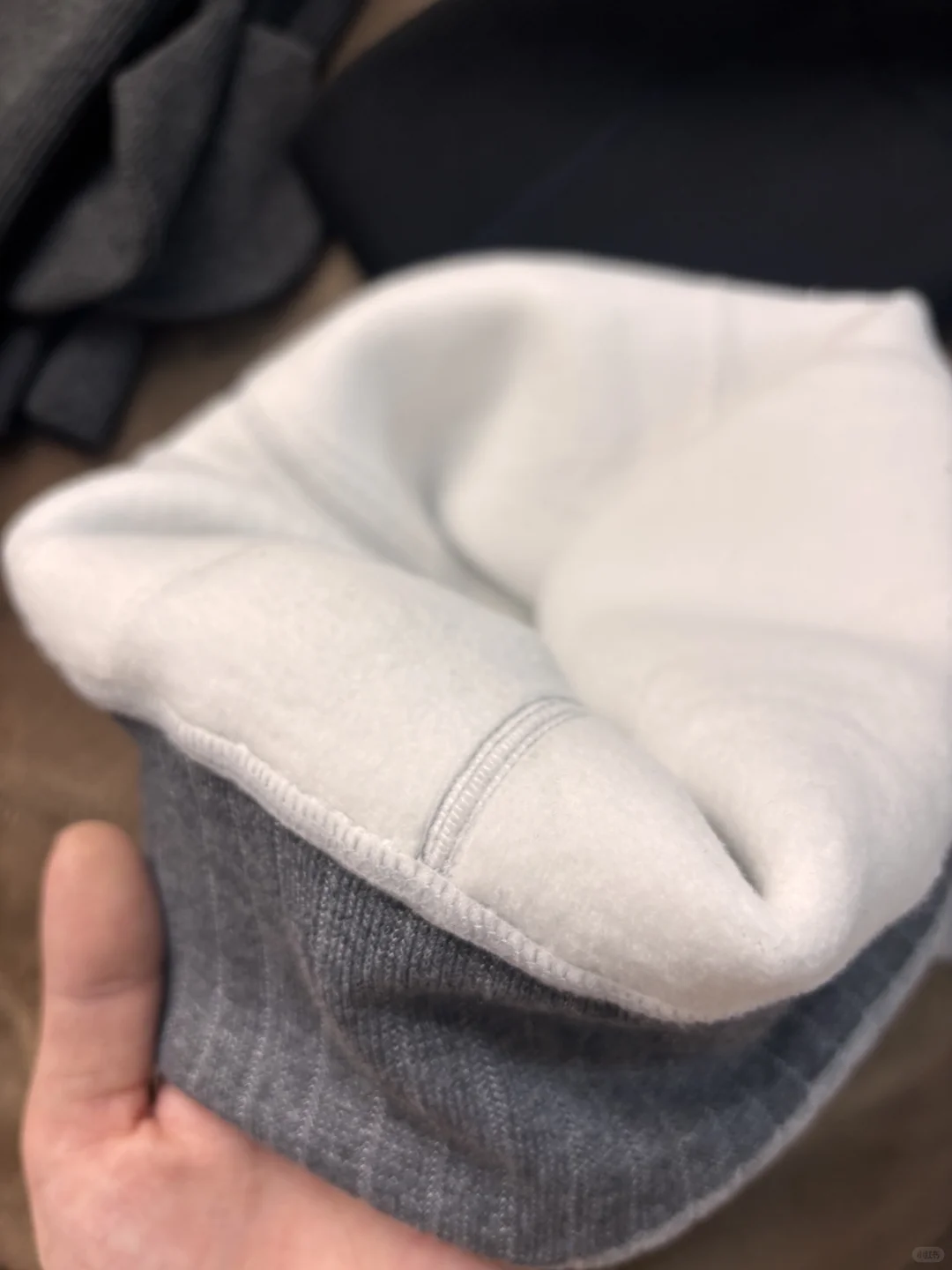 一条巨舒服巨软的连裤袜！！！