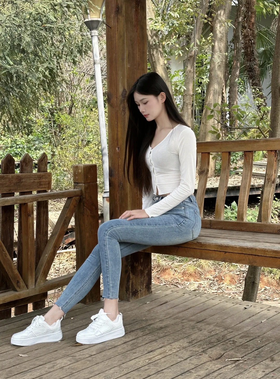 白T加牛仔裤～永不过时