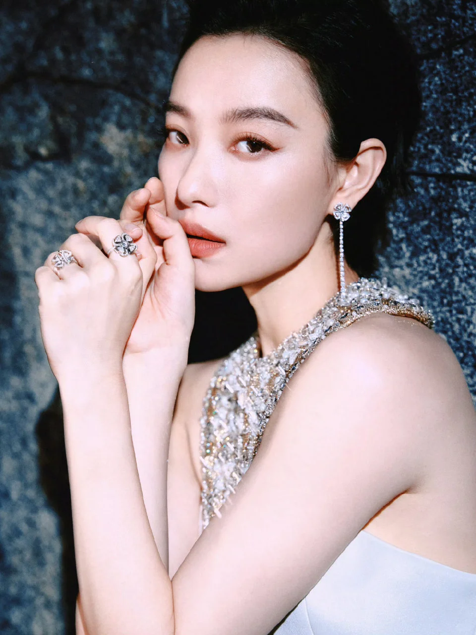 倪妮金鸡第二套造型！白月光杀疯了✨