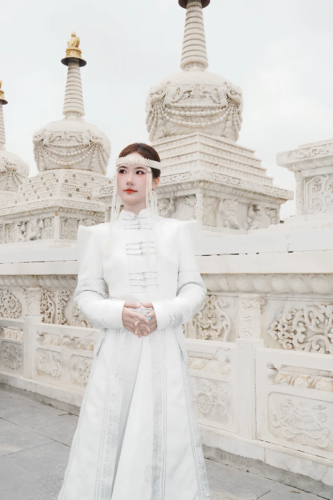 来拍一组这样的写真