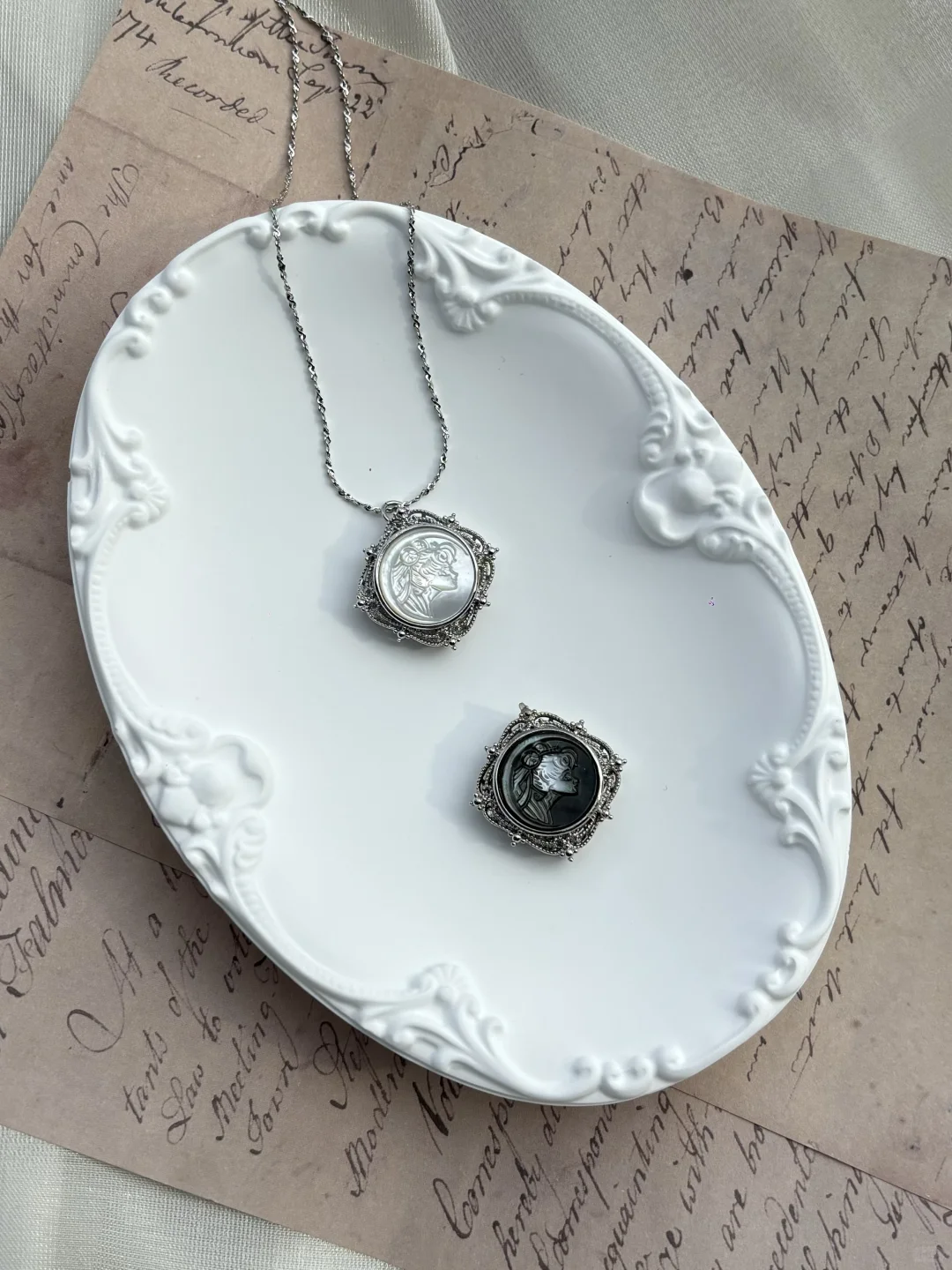 好小众的美少女战士贝母项链！