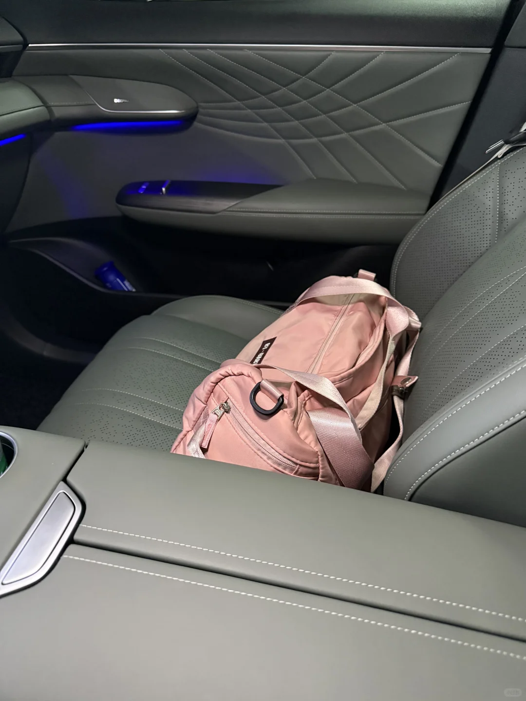 游泳才是孤勇者的快乐！