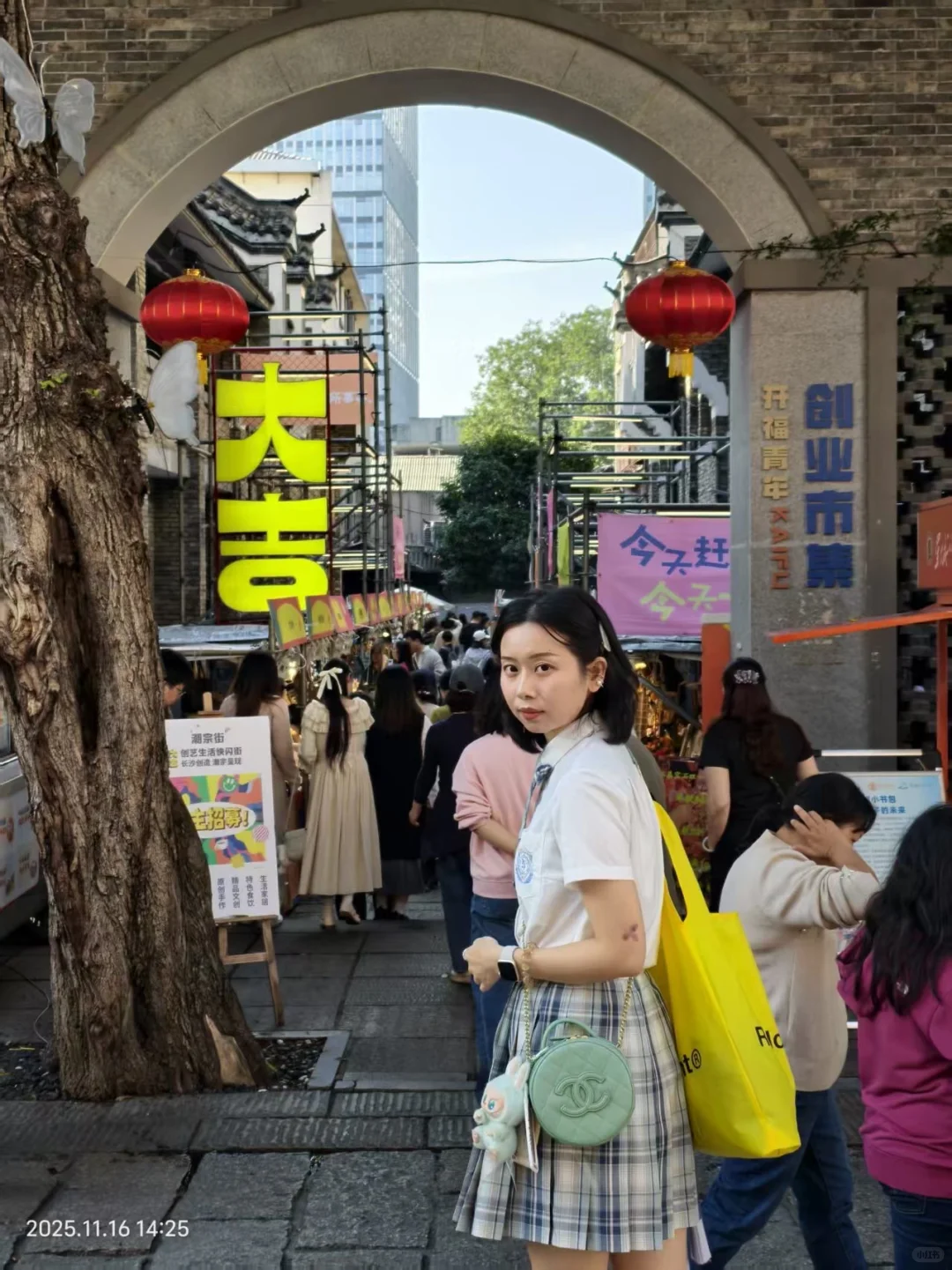 谁会不喜欢跟姐姐玩