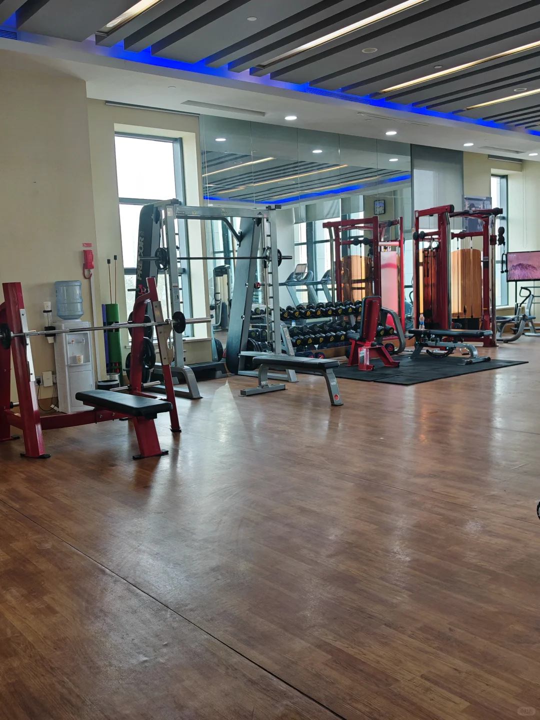 银川冬泳党集合｜恒温泳池学游泳香爆了！