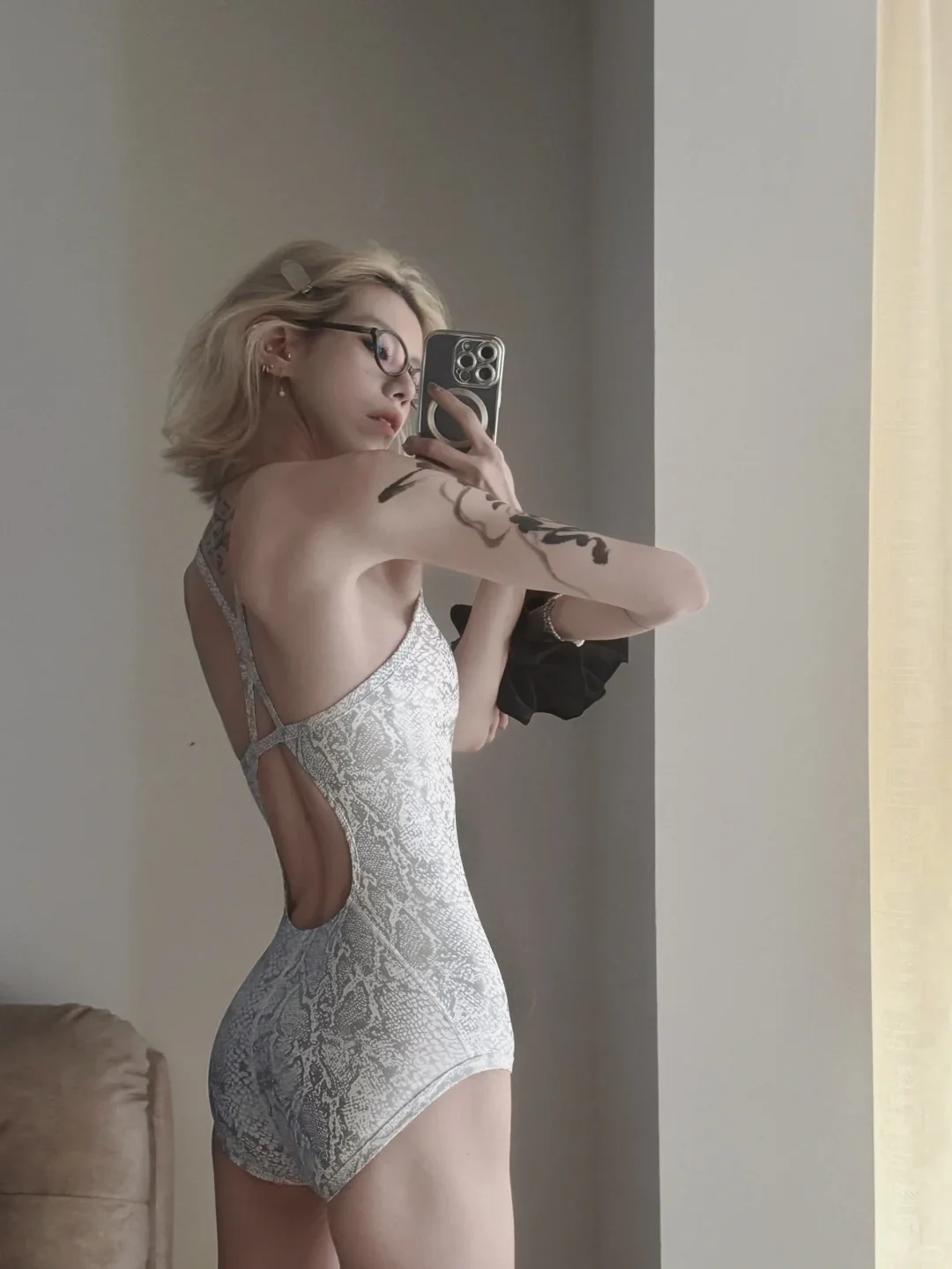 白蟒上身，清冷感杀疯了🤍