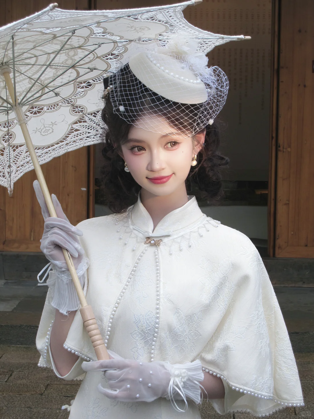 爹地呀~他才不是什么穷小子呢！