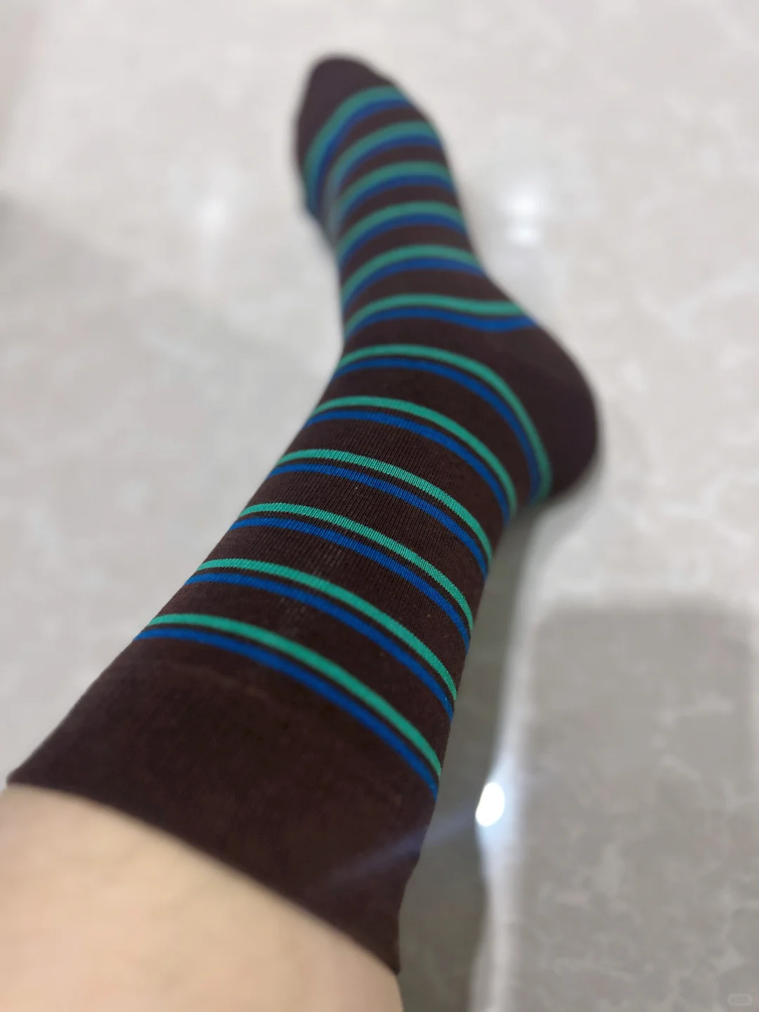 ~145小个子～小脚妹妹都来留个言～鞋袜哪里入