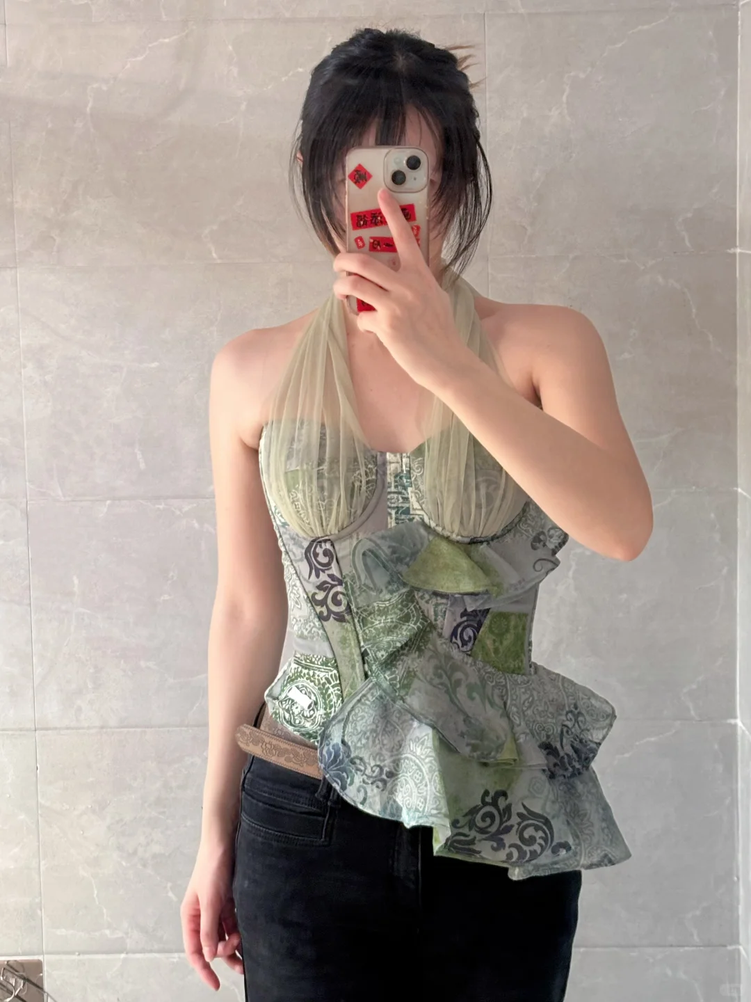 Lanyi秘密花园上身图