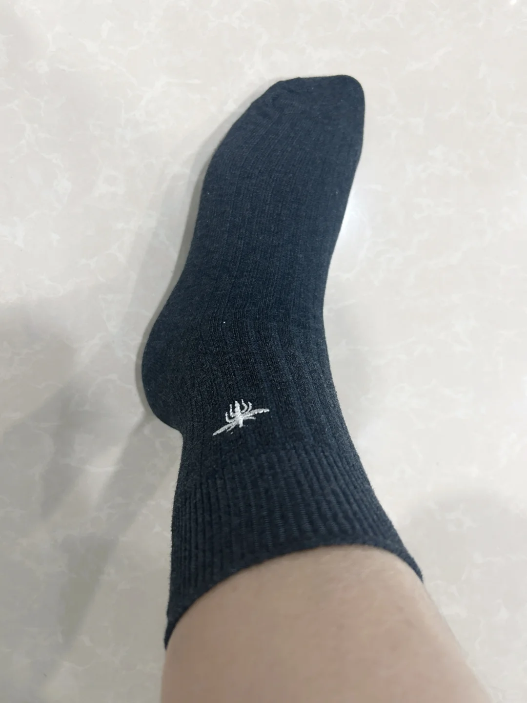 ~145小个子～小脚妹妹都来留个言～鞋袜哪里入