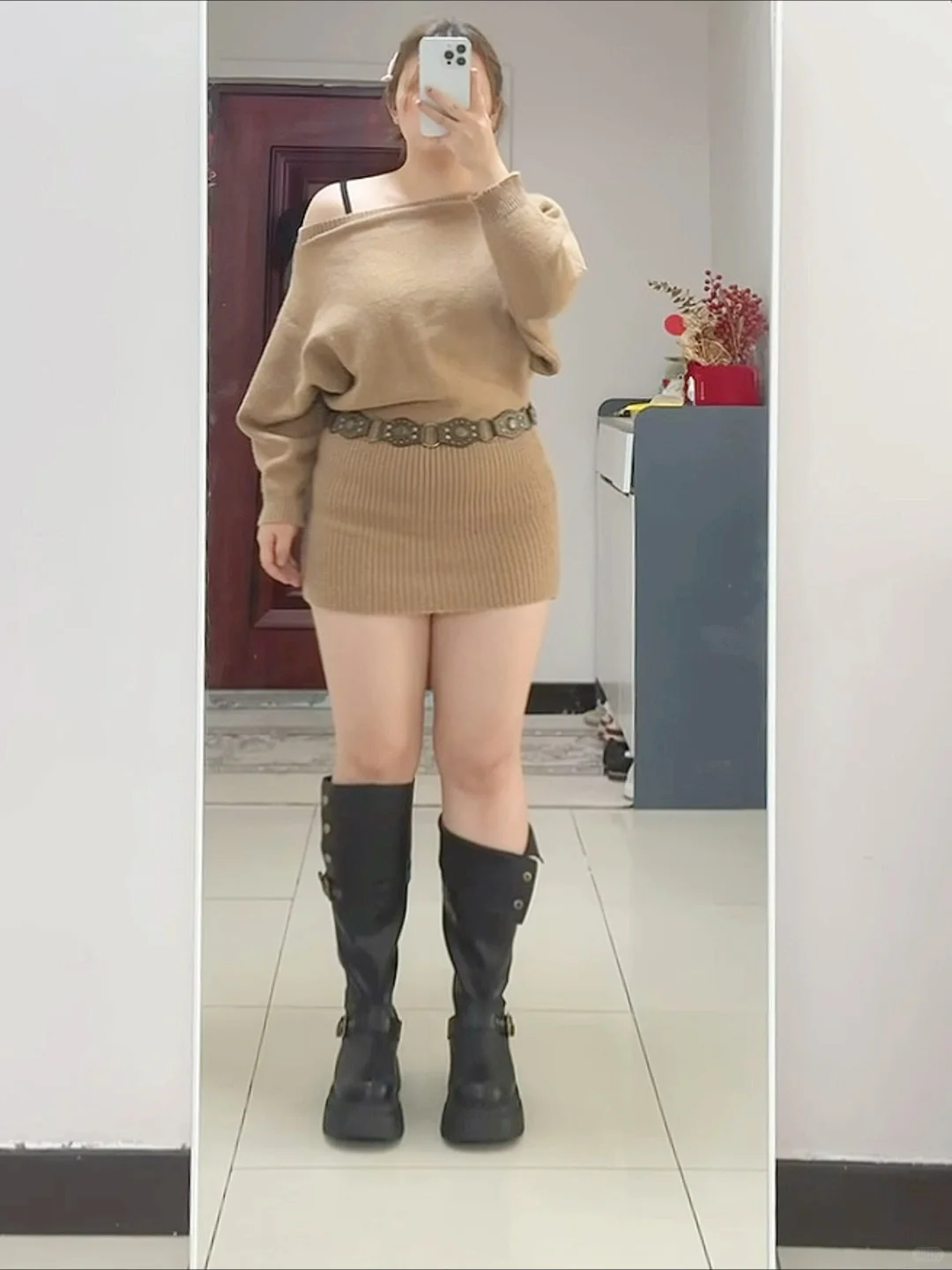 包臀裙➕长靴=显瘦天花板！秋冬这样穿好显瘦