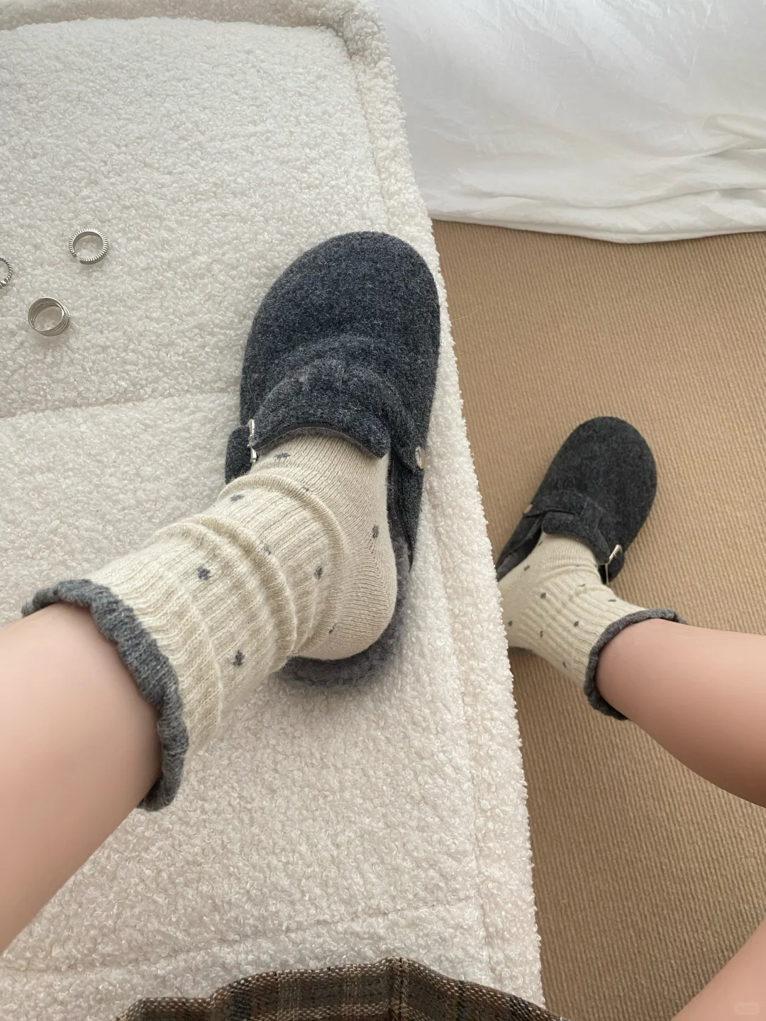 好温柔的波点羊毛袜！秋冬氛围感拉满！