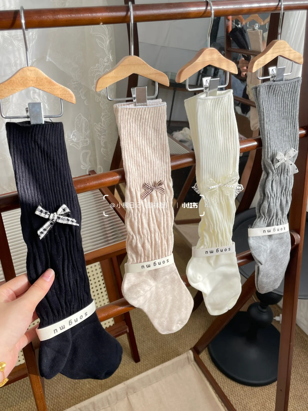 秋冬氛围感小腿袜🧦～好适合秋冬啊！太百搭了