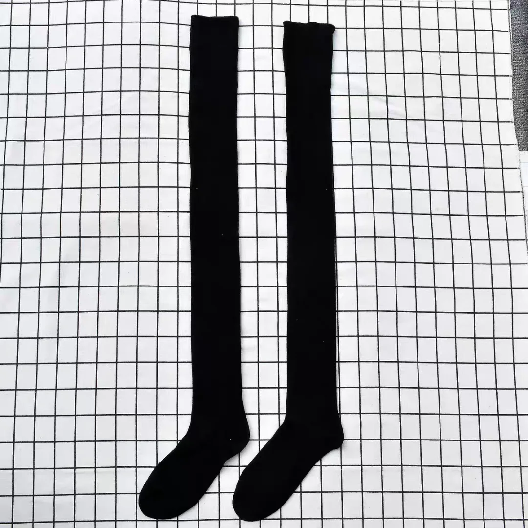今日推荐68cm黑色超长大腿袜