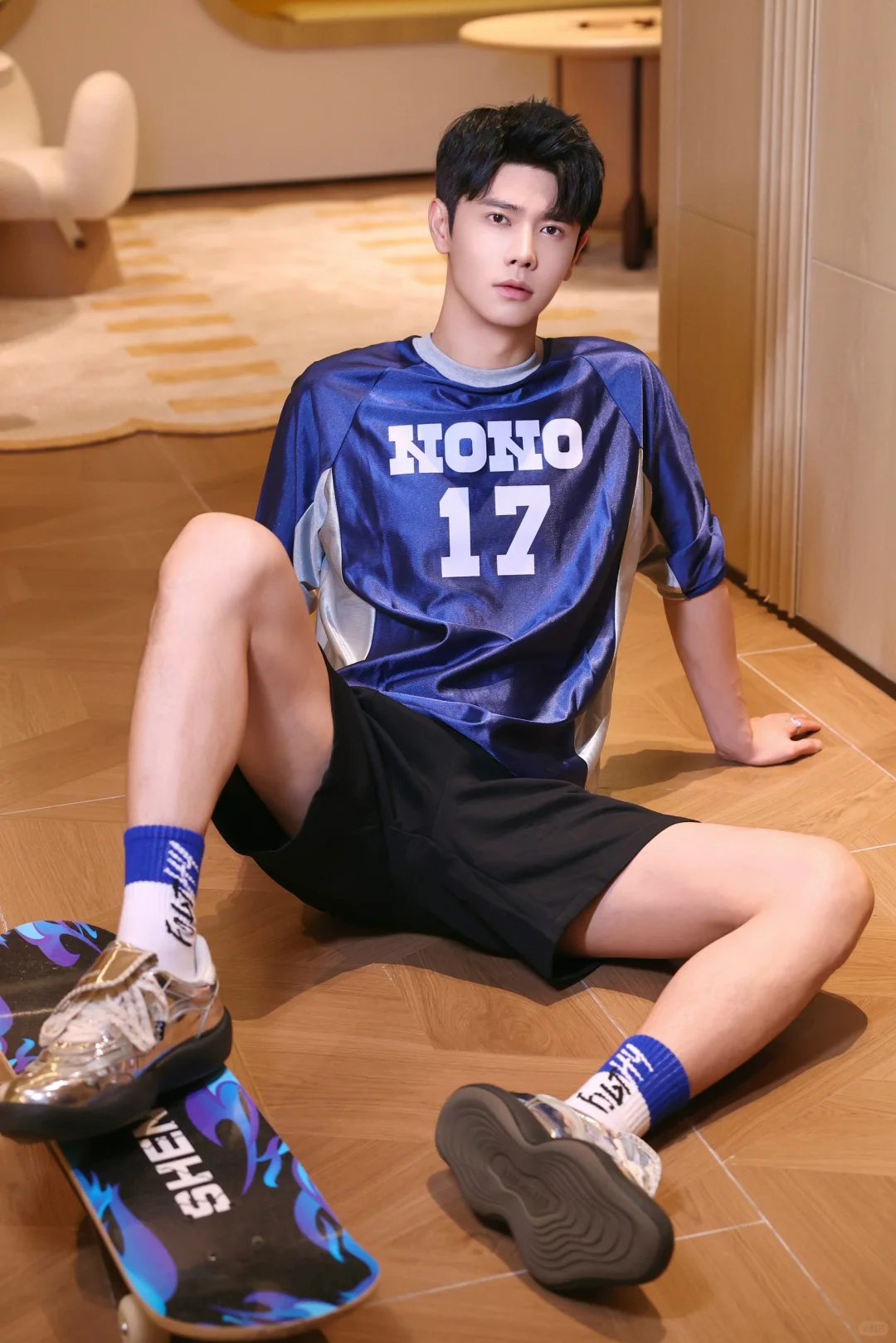 模特也会拍写真