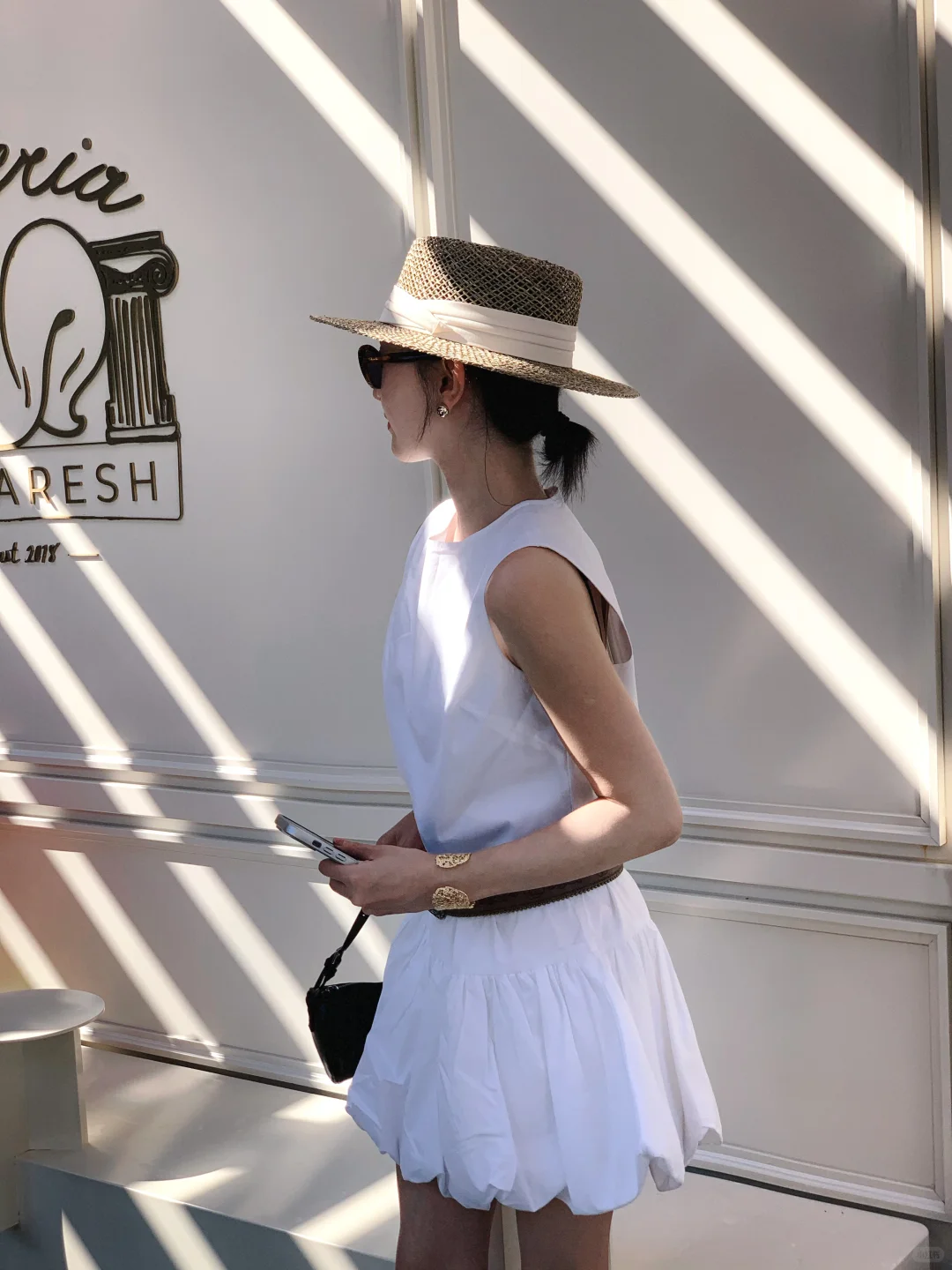 阳光下的花苞裙🤍