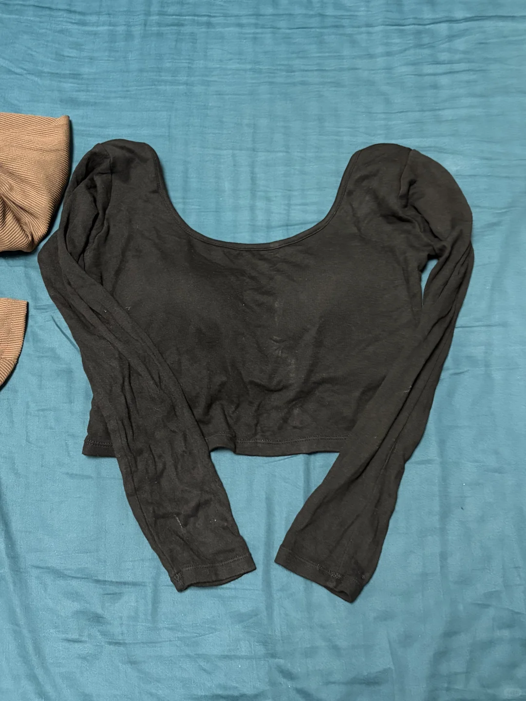 付邮免费送🆓小吊带各种衣服