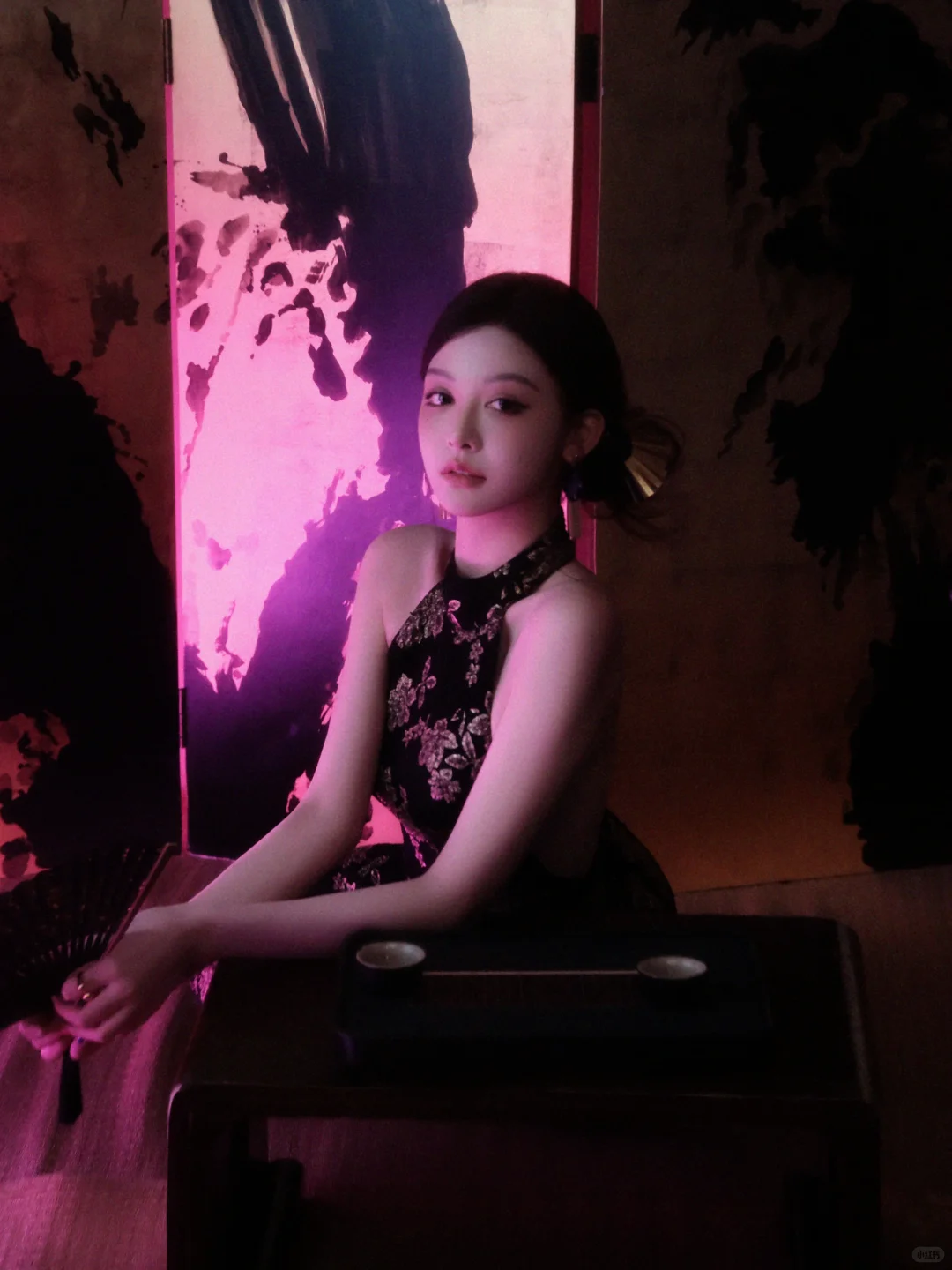 危险与优雅的完美碰撞💥黑道千金写真